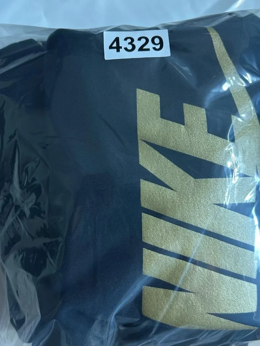 Nike Pullover Hoodie Mens L Black Gold Graphic Logo Drawstring Kangaroo Pockets
